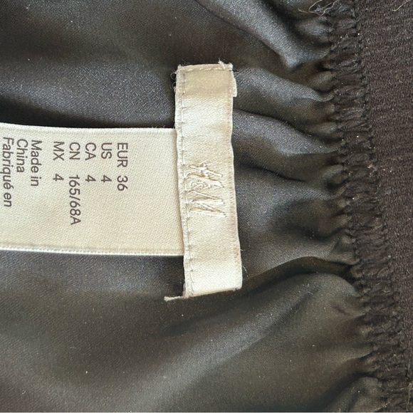 Black and tan Skirt abstract print Calf length  H&M lined midi skirt Size 4 - Picture 6 of 8